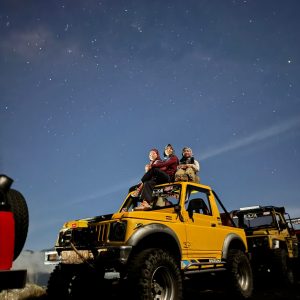 Jeep Tour Sunrise Blacklava Blacksand